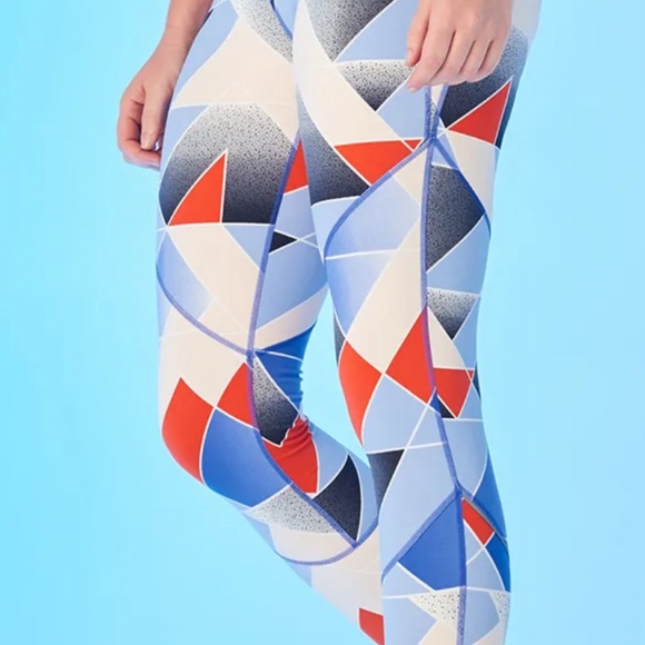 Sweaty Betty Leggings and tank - Picture 10 of 12